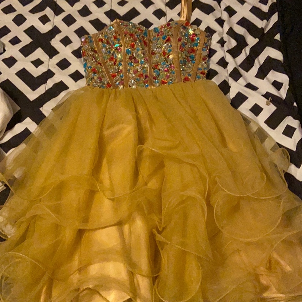 Yellow jewel dress